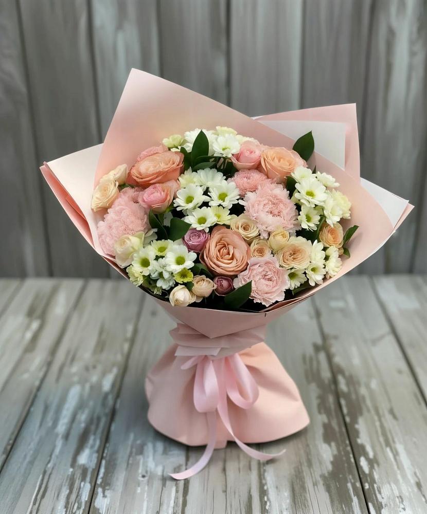 Букет цветов из: Гвоздики, Розы и Хризантемы в Емельяновке