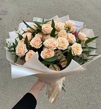Букет Кремовые розы Латте в Емельяновке