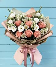 Букет цветов из:  Розы, Альстромерии и Лизиантусы в Емельяновке