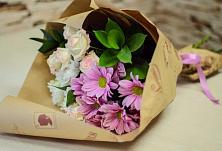 Букет цветов из:  Розы и Хризантемы #REPLACE_PRED# Емельяновке