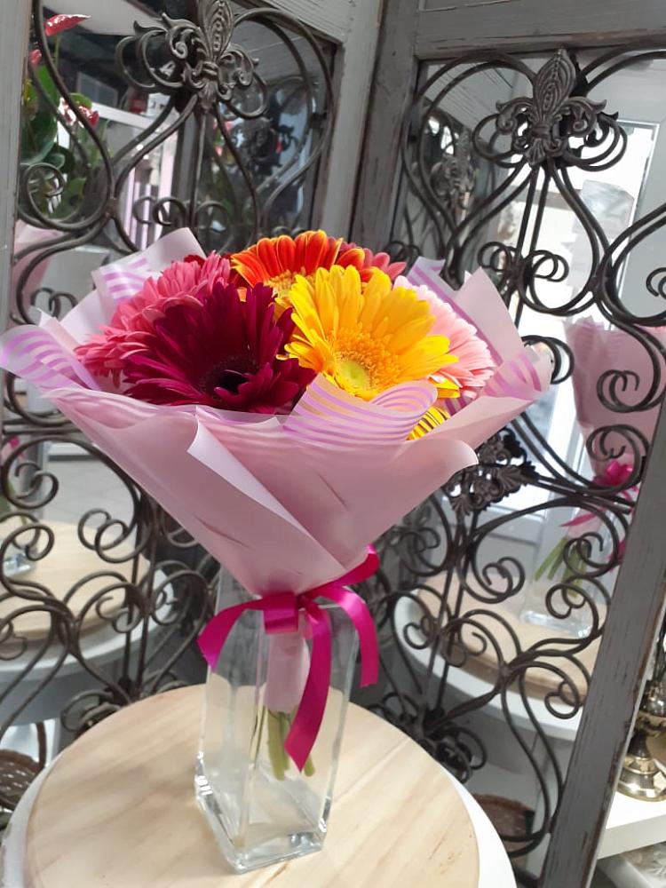 Букет цветов из: Герберы в Емельяновке