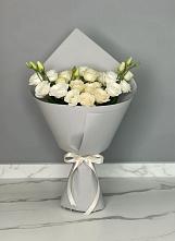 Букет цветов из:  Розы и Лизиантусы в Емельяновке